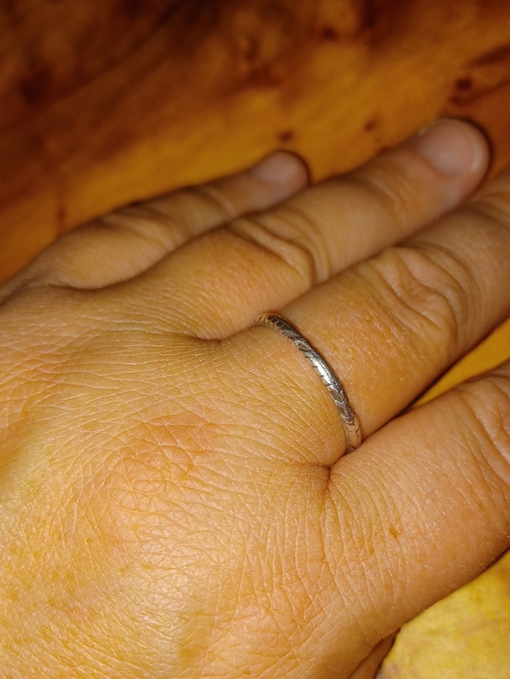 Vintage Italian IVI 925 Sterling Silver Diamond-Cut RingBeautiful Patina - S 10